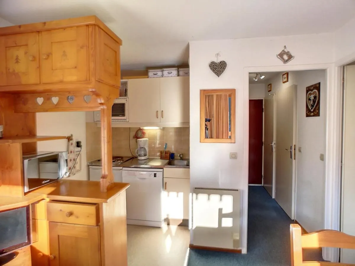 Agreable 2 Pieces 4 Pers - Ski Aux Pieds - Les Menuires, Residence Carlines II - Fr-1-178-36 Saint-Martin-de-Belleville 0*,  France